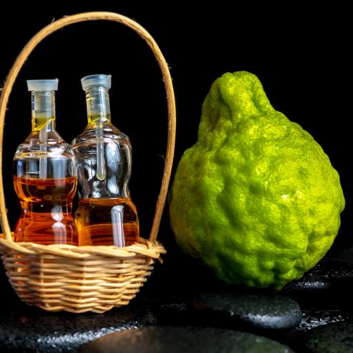 bergamot-fruits-and-essential-oil-bottles-900x900.jpg